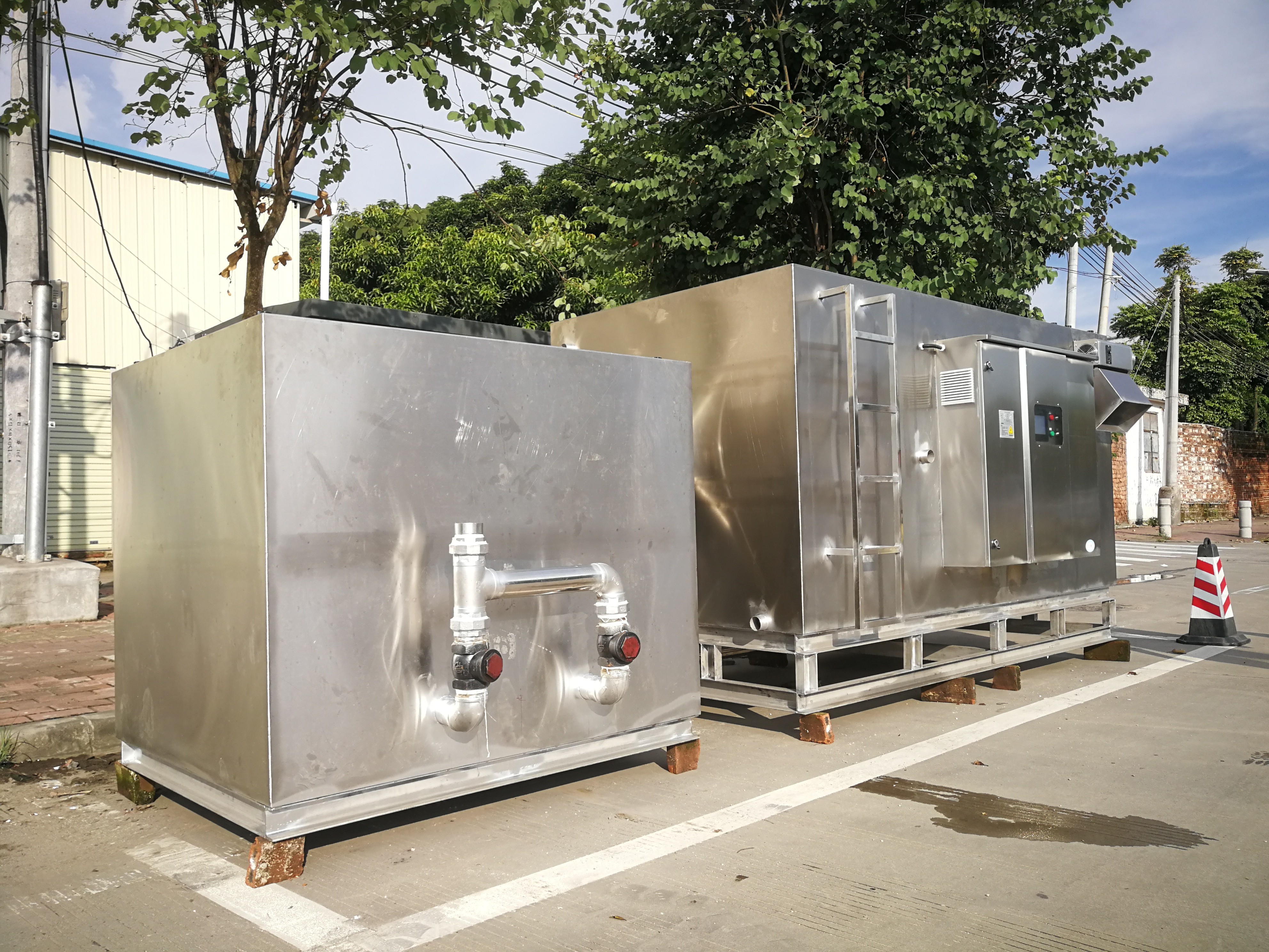 j9九游会真人游戏第一品牌全自动油水分离器